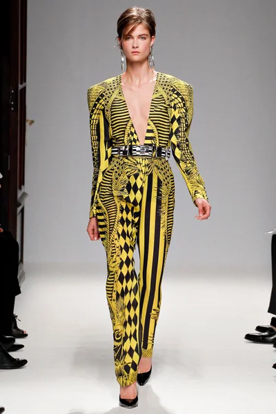 Look 23